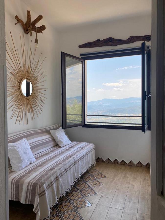 Steddueoro Bed and Breakfast Baunei Rum bild