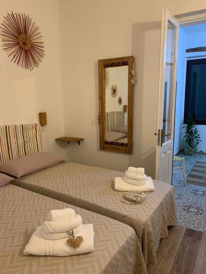Steddueoro Bed and Breakfast Baunei Exteriör bild